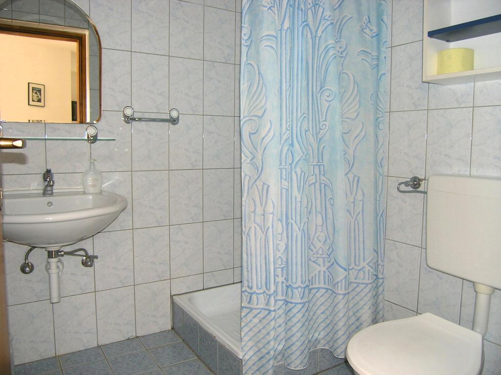 Apartmani Dolencic Крк Экстерьер фото