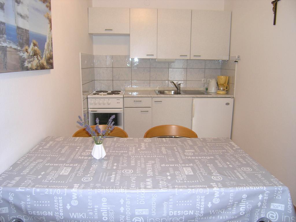 Apartmani Dolencic Крк Экстерьер фото